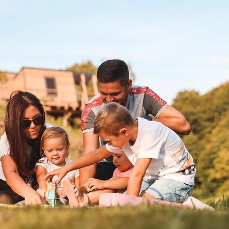 Luksusowy namiot Nesting - Homestead Soncni Raj Maribor