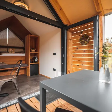 Nesting - Homestead Soncni Raj Luxury tent *