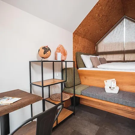 Nesting - Homestead Soncni Raj